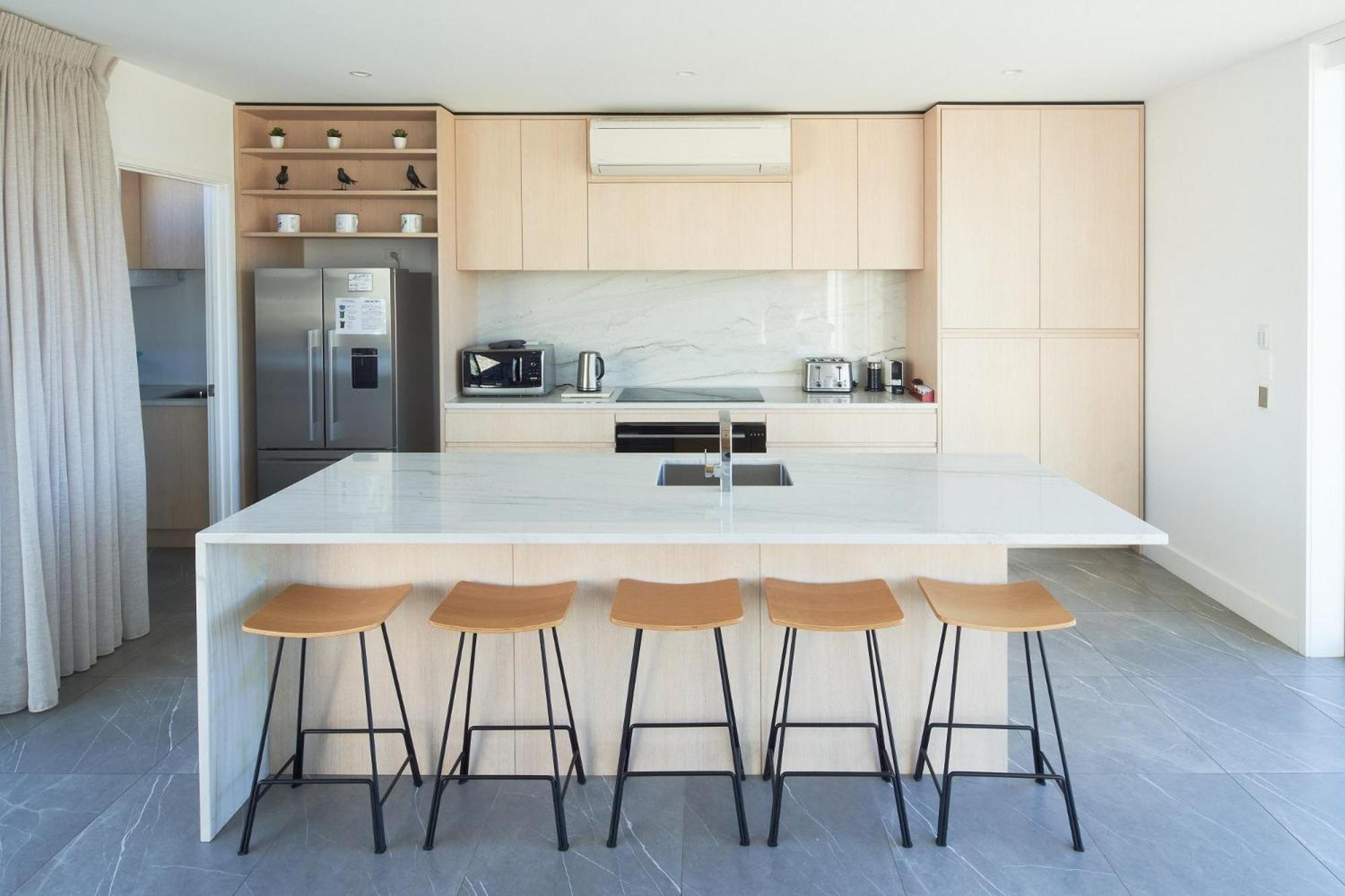 Luxury Lakeview Apartment - Лейк Текапо Екстериор снимка